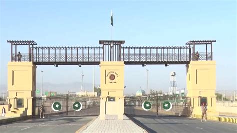 Pakistan Gate Innoguration at Pak Iran Border. - YouTube