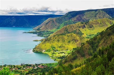 Lake Toba Tour from Medan - Adventure to Indonesia