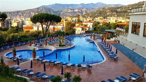 HILTON SORRENTO PALACE - Prices & Hotel Reviews (Italy) - Tripadvisor