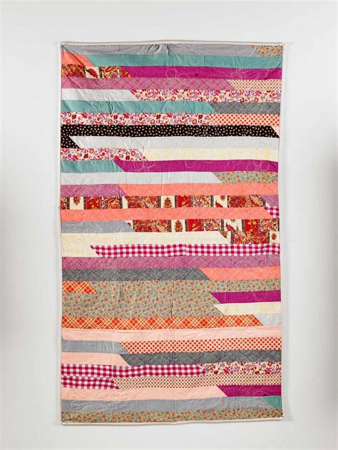 How to Sew A Jelly Roll Race Quilt - Wise Craft Handmade