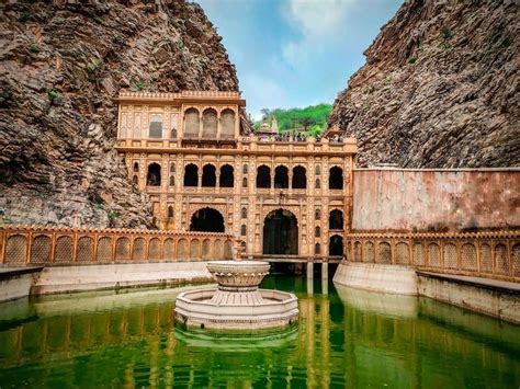 Top 10 Heritage temples in Jaipur worth visiting - Jaipur Stuff ...