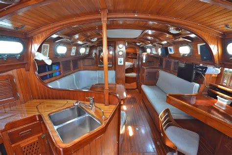 Small Boat Interior Ideas | Brokeasshome.com