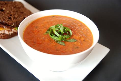 Fire Roasted Tomato Basil Soup | The Novice Chef