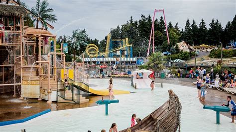 Seattle Family Guide to Wild Waves Theme & Water Park