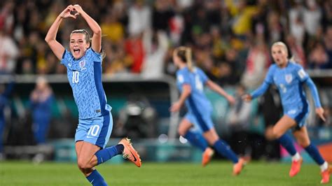 Women’s World Cup: England stuns co-host Australia to reach final | CNN