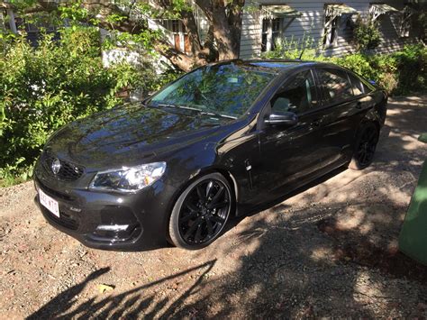 Holden Commodore Ve Ss Black - Foto Kolekcija