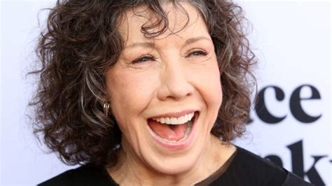 SAG Awards: Rare Double For 'Grace & Frankie's Lily Tomlin