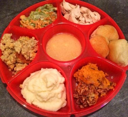 This 7 Section Divided Plate Makes For The Ultimate Thanksgiving Plate