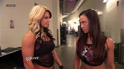 Moments before her Divas Championship Match, Kaitlyn gets into a ...