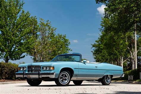 1975 Pontiac Grand Ville | Orlando Classic Cars