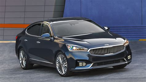 Kia Cadenza News and Reviews | Motor1.com