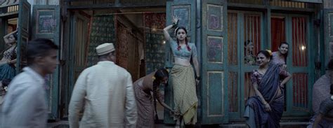 Gangubai Kathiawadi Trailer Out: Alia Bhatt Steals the Show as ...