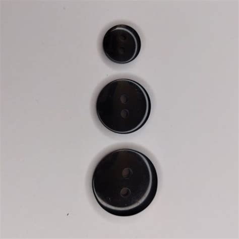 3 Pack of Buttons Snowman Buttons 3 Sizes Black 2 Hole - Etsy