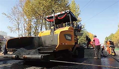 Asphalt Paving Equipment: What Equipment is Used for Asphalt Paving?