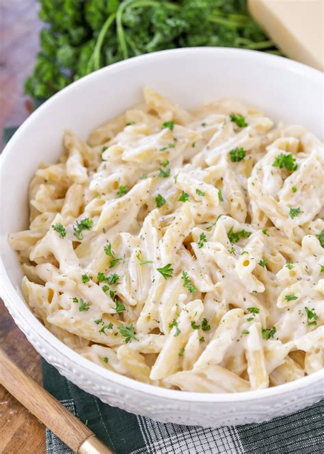 Creamy White Sauce Pasta Recipe - Easy and Tasty!