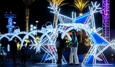 Where to see last-minute holiday lights in Long Beach • the Hi-lo