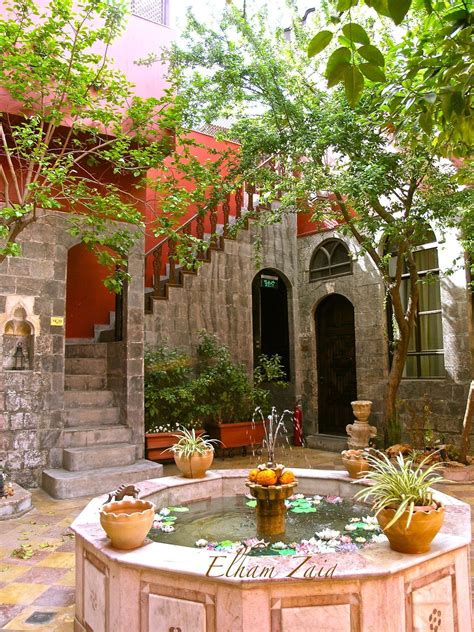 22 Persian Garden Courtyard Ideas To Try This Year | SharonSable