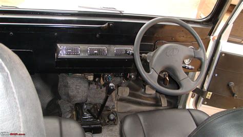 Mahindra Mm540 Interior