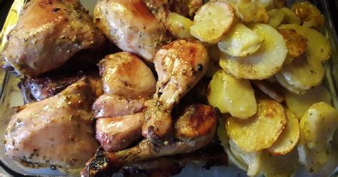 Pollo al horno con papas Receta de Linda Cristel Rodrigues Scurini- Cookpad