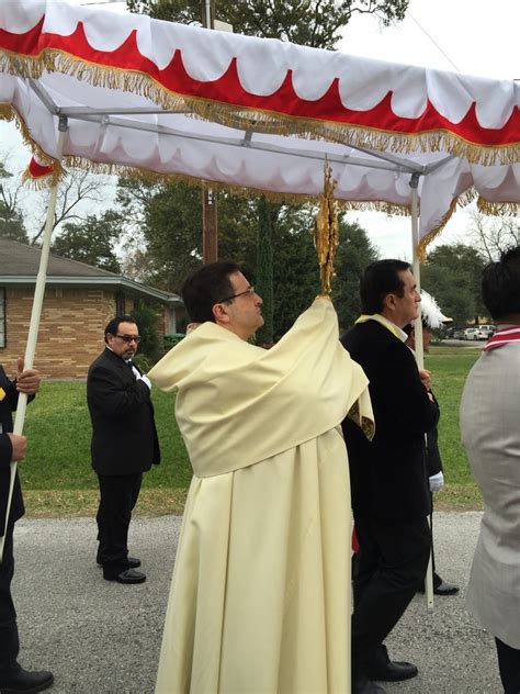 Blessed Sacrament Procession - St. Charles Borromeo Catholic Church ...