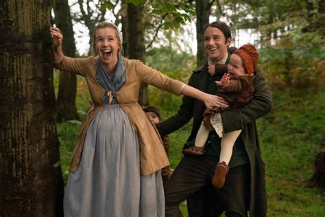 'Outlander': Our Favorite Behind-the-Scenes Moments Over 7 Seasons (PHOTOS)