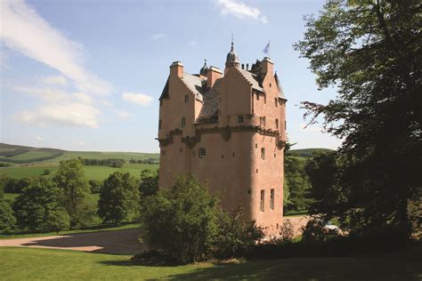 The Great Eight at Craigievar Castle | National Trust for Scotland