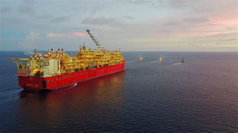 Shell Feeds Gas To Australia's New Prelude FLNG