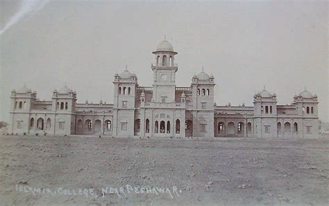 History of Pashtuns: Islamia College, Peshawar