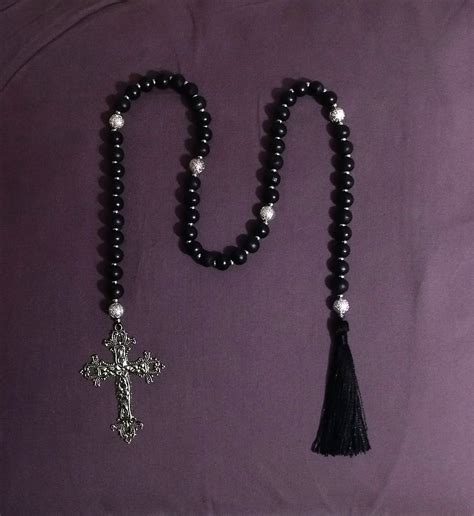 my first prayer beads! (pater noster cord) : r/Anglicanism