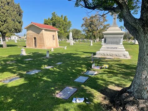 Rose Hills Cemetery located in Whittier California | AllHeadstones