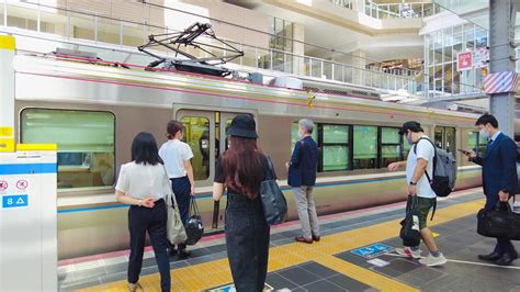 4K Japan Train - Osaka to Kyoto by JR Tokaido Train | Japanese ...