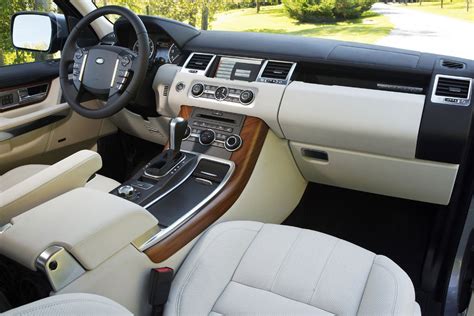 Free Images Online: 2010 range rover sport interior