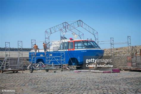 527 Amphibious Transport Dock Stock Photos, High-Res Pictures, and ...