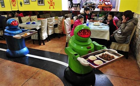 Robot Restaurant in Harbin, China | Amusing Planet