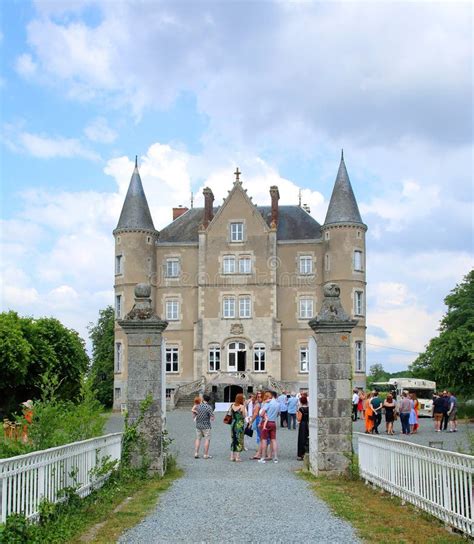 Chateau de la motte Husson editorial stock image. Image of looking ...