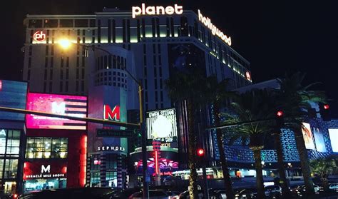 Planet Hollywood Restaurants | Las Vegas: The Complete Guide