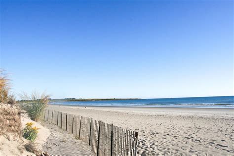 Sachuest Beach (Second Beach) | Middletown, RI 02842