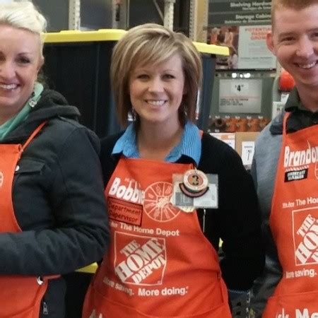 Bobbie Lee - Service Desk Supervisor - Home Depot | LinkedIn