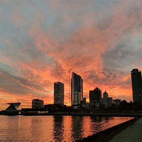 Travel Diaries: How to Explore Milwaukee From a Distance - Darling Magazine