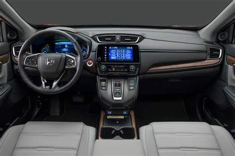 2022 Honda CR-V Hybrid Pictures - 71 Photos | Edmunds