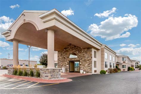 Comfort Inn Ludington, MI - See Discounts