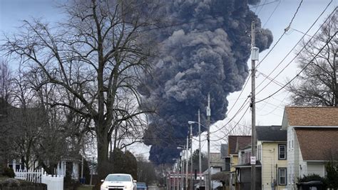 EPA orders Norfolk Southern to clean up toxic derailment – WABE