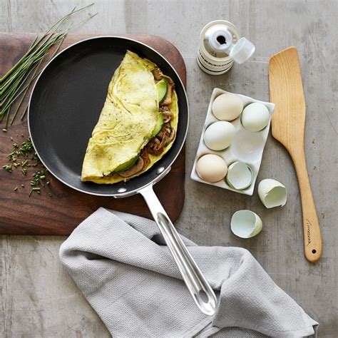 All-Clad d5 Stainless-Steel Nonstick Omelette Pan | Omelette pan, How ...