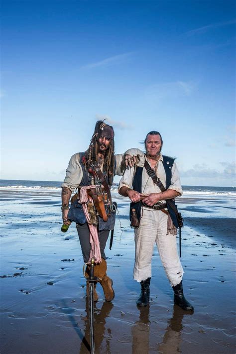 Captain Jack Sparrow and Joshamee Gibbs Lookalikes | Captain jack ...