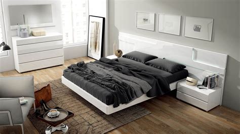 Sara Modern Italian Bedroom set - N Star Modern Furniture