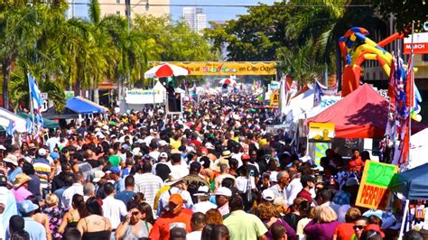 Calle Ocho Festival 2024 - Moll Sheelah