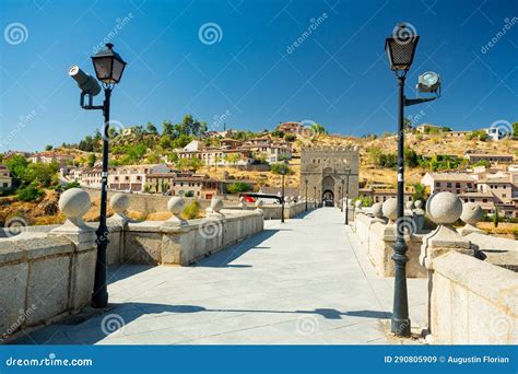 Toledo, Spain. San Martin Bridge Stock Image - Image of tourism, toledo ...