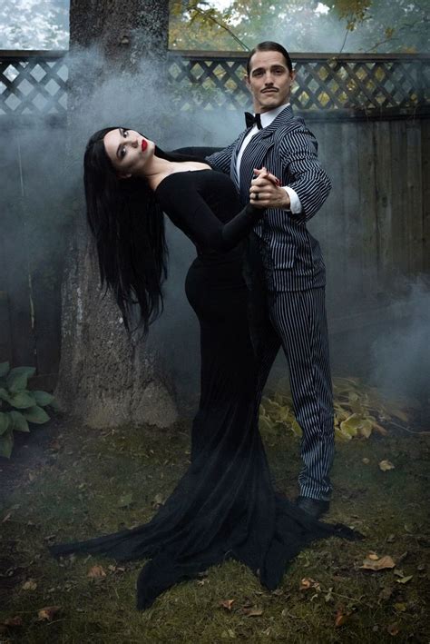 Morticia and Gomez Addams Halloween Costume For Couples | Scary couples ...