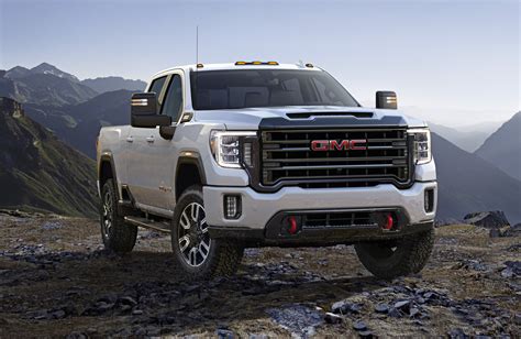 GMC brings its off-road AT4 trim to the Sierra HD for 2020