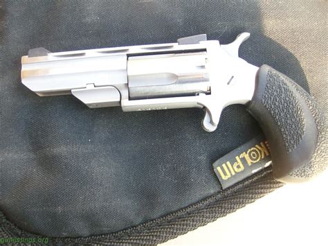 Gunlistings.org - Pistols NAA Black Widow 22 Mag